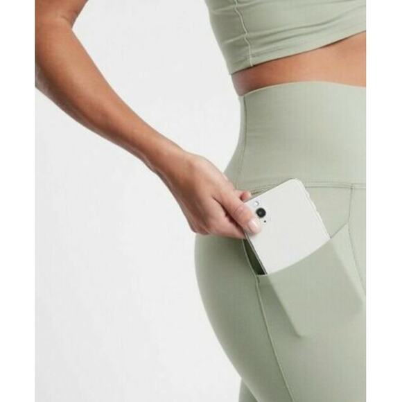 ATHLETA Salutation Stash Pocket II 25" Ruched Legging UPF 50+ Sage Green Small - Picture 4 of 12
